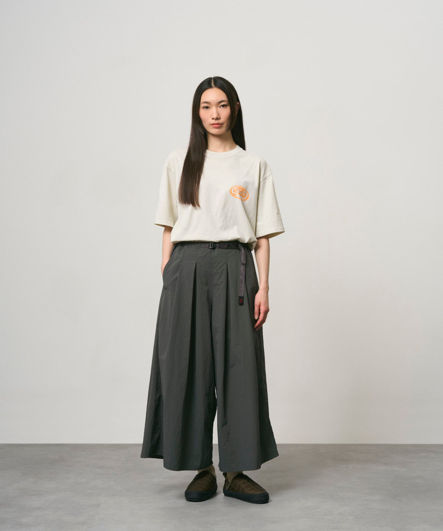 グラミチ　ナイロンフレアパンツ　Mサイズ ナイロンフレアパンツ｜NYLON FLARE PANT｜Gramicci｜グラミチ公式通販