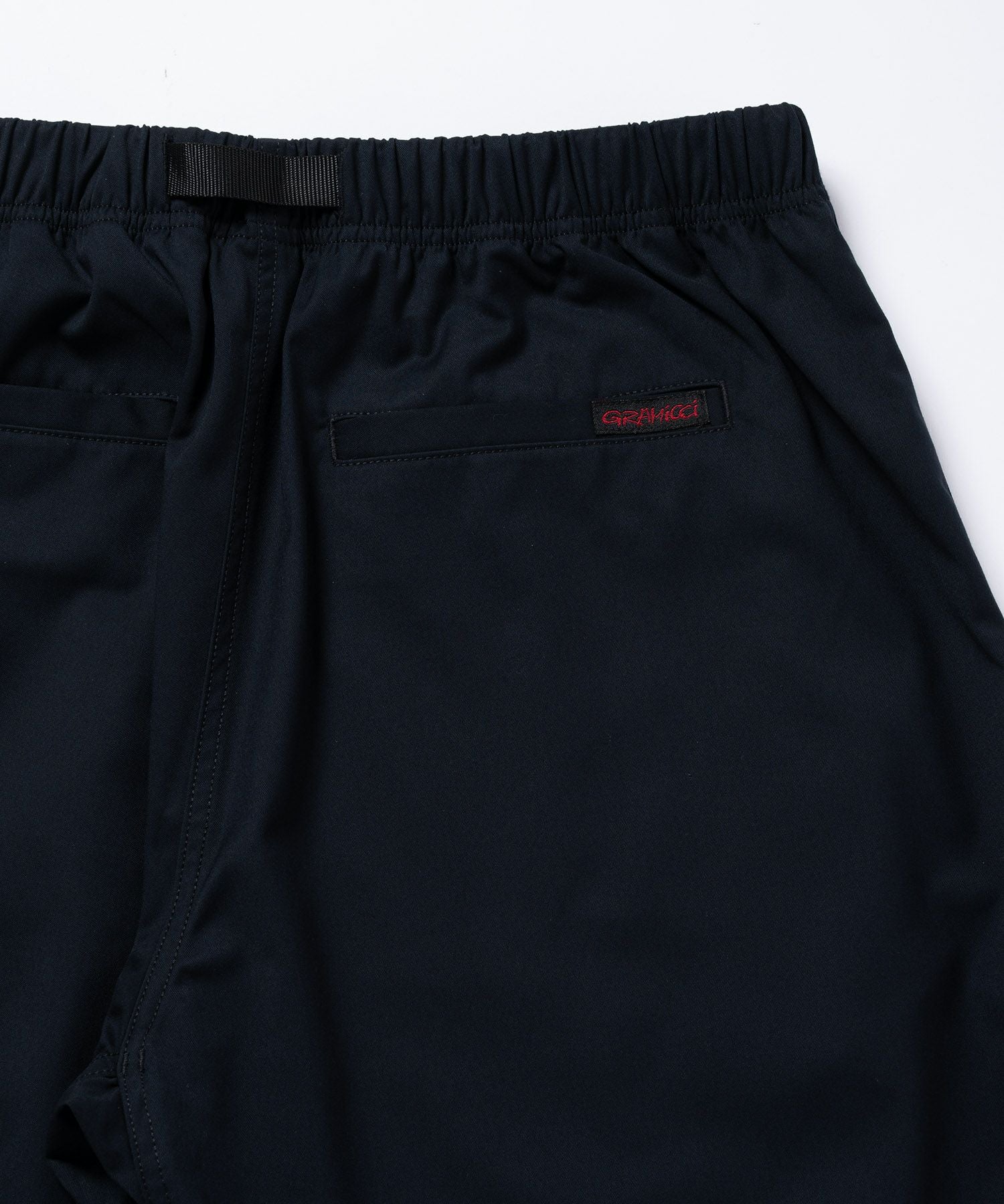 ギャバジンイージーテーパードパンツ｜【Japan Exclusive】GABARDINE