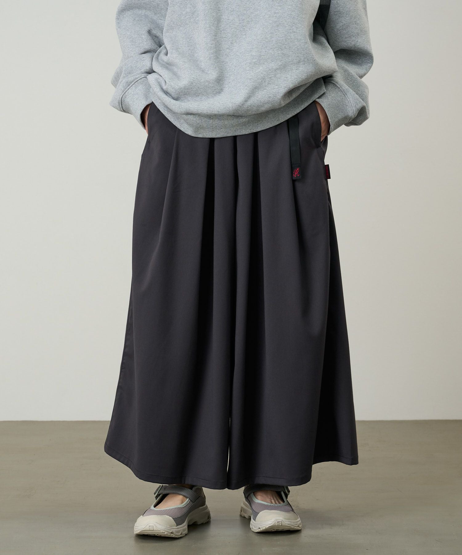 新品未使用GRAMICCIグラミチ ストレッチギャバジンフレアパンツ　Ｌ ストレッチギャバジンフレアパンツ｜STRETCH GABARDINE FLARE PANT