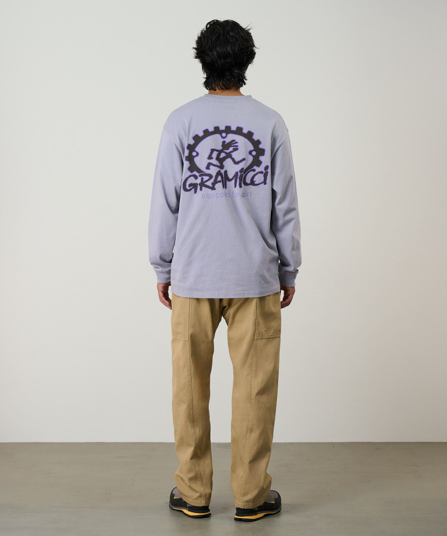 エクイップドフォーダートロングスリーブTシャツ | グラミチ 公式通販