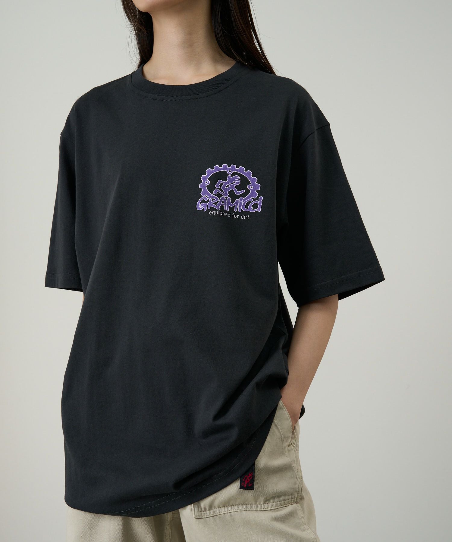 エクイップドフォーダートTシャツ | グラミチ 公式通販サイト Gramicci