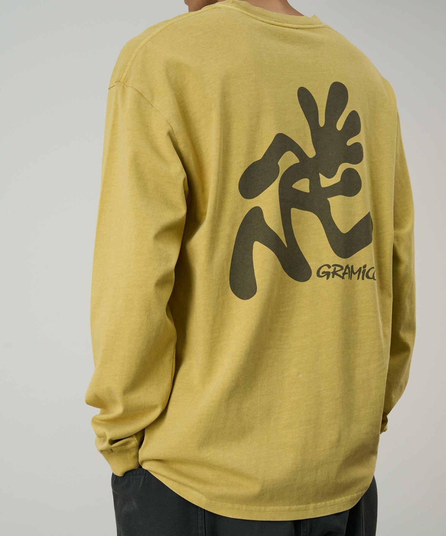 ランニングマンロングスリーブTシャツピグメントダイ | グラミチ 公式