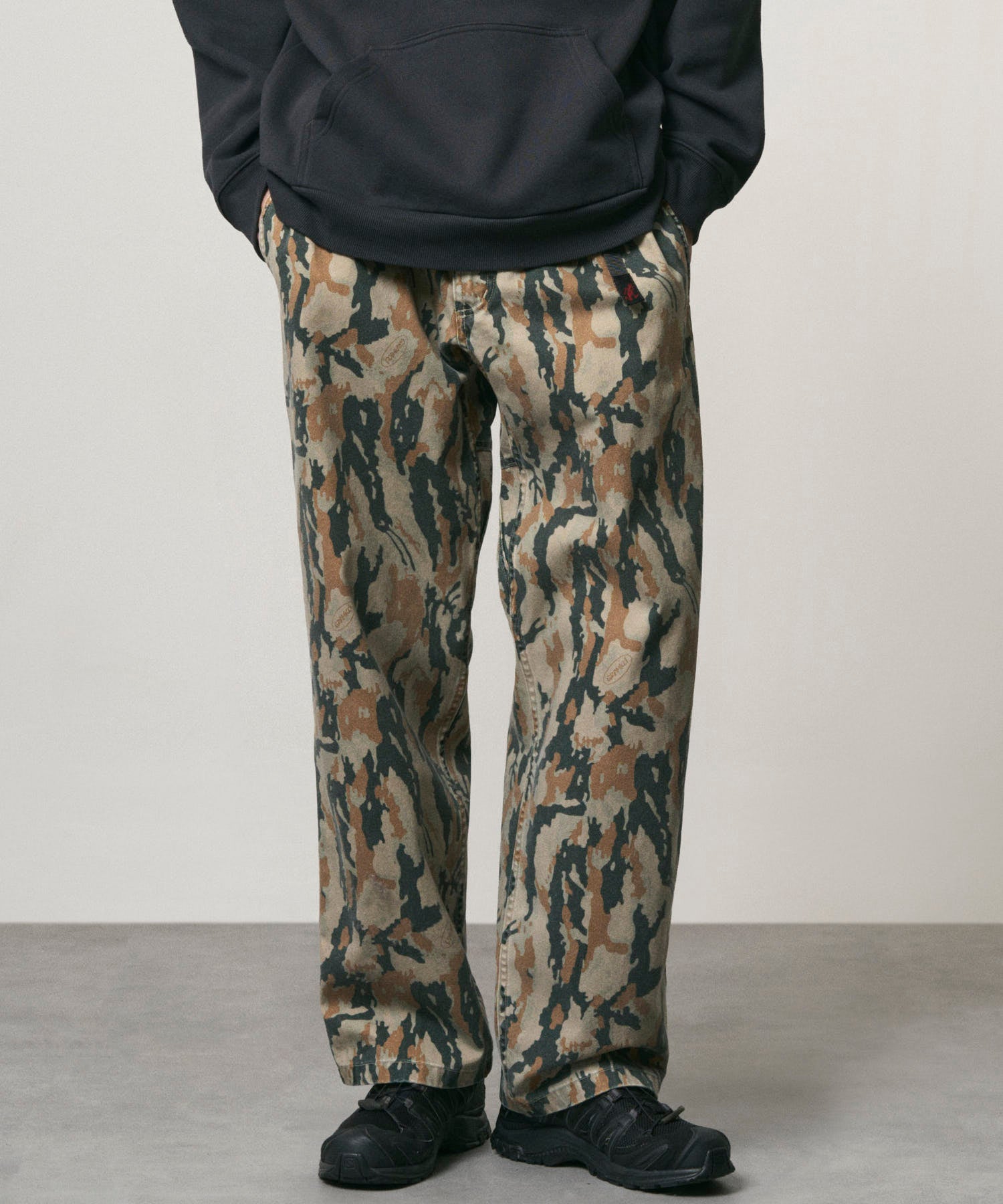 新品 グラミチ GRAMICCI × シップス SHIPS CAMOパンツ デニムグラミチパンツストレートフィット | グラミチ 公式通販サイト