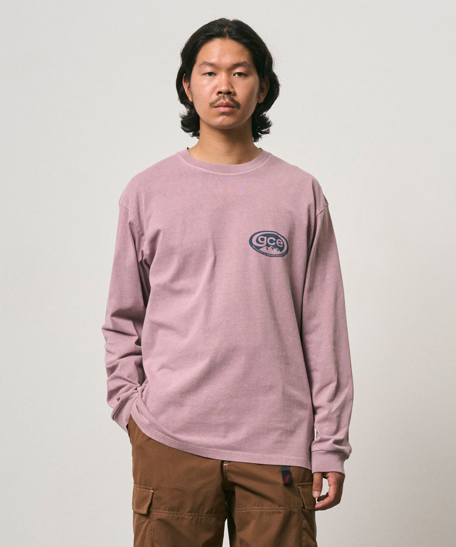 GCEロングスリーブTシャツピグメントダイ | グラミチ 公式通販サイト
